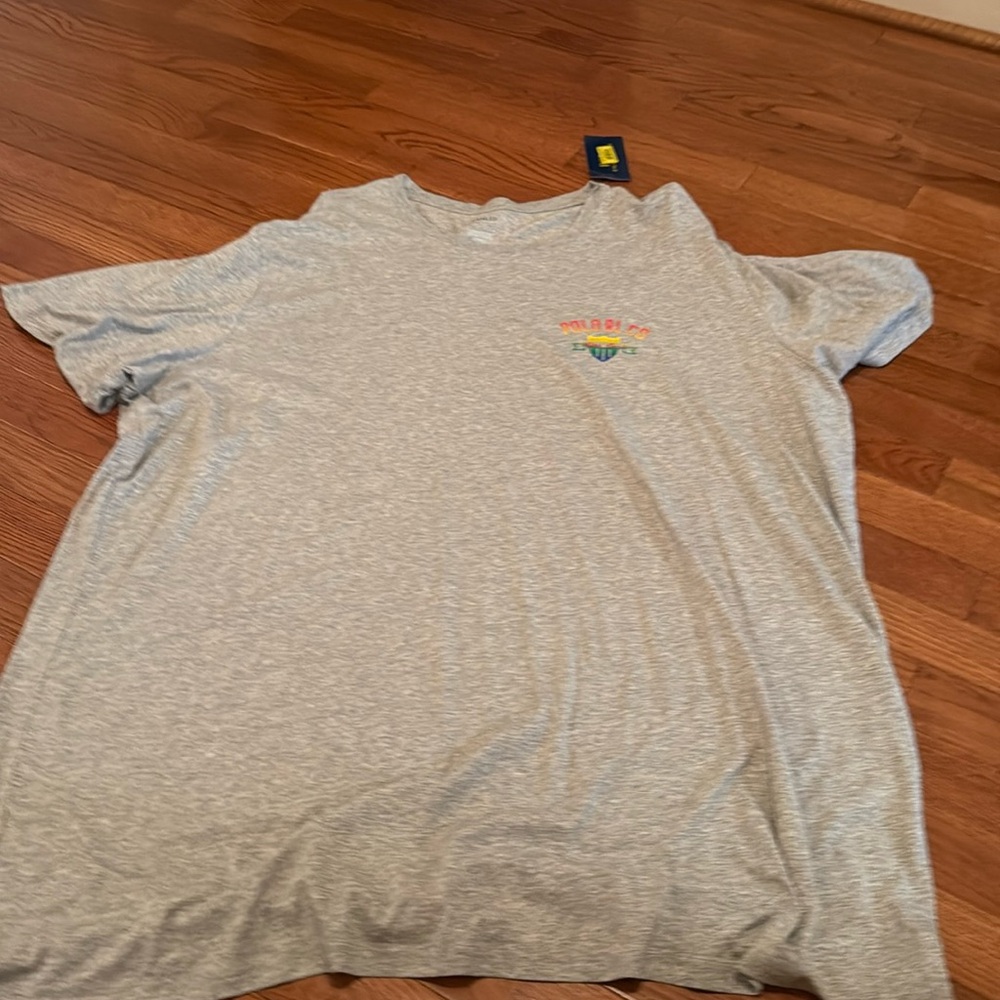 Polo grey t shirt